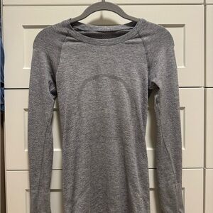 Gray Lululemon Swiftly Tech Long-Sleeve Shirt, size 4